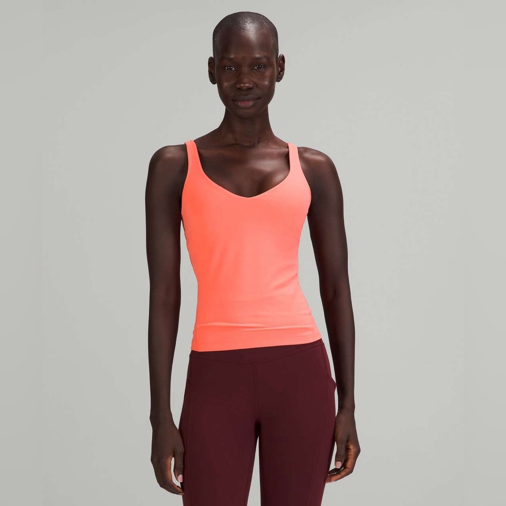 Lululemon Raspberry Cream Waist-Length Tank Top Sweat Wicking Size 0